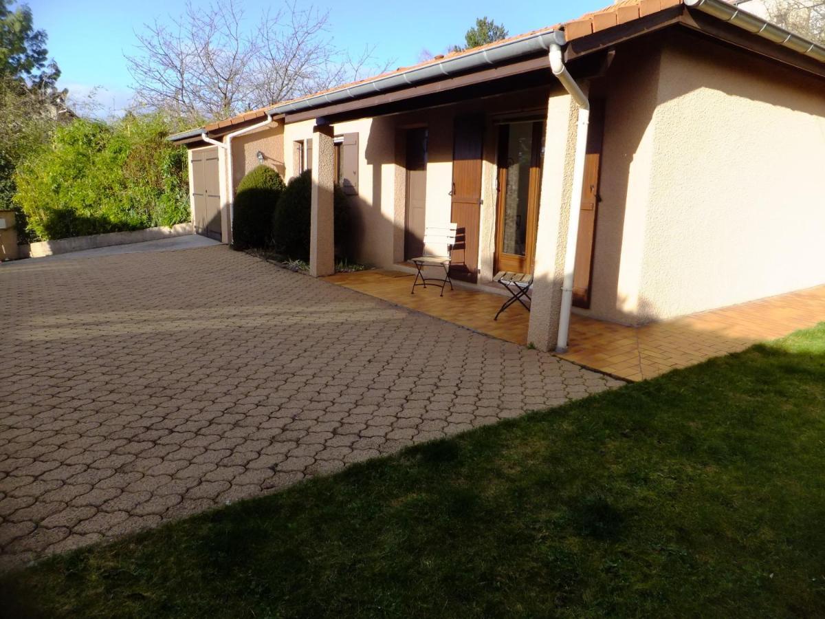 Le Clos Gentiane Saint-Etienne  Exterior photo